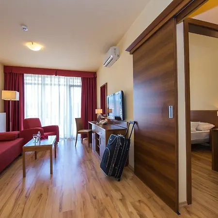 Kehida Family Kehidakustány