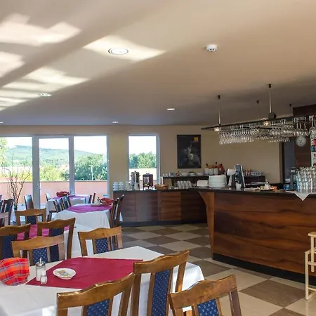 Kehida Family Szálloda Kehidakustány