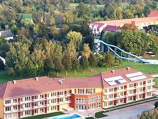 Kehida Family 3* Кехидакустани