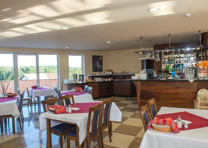 מלון Kehida Family