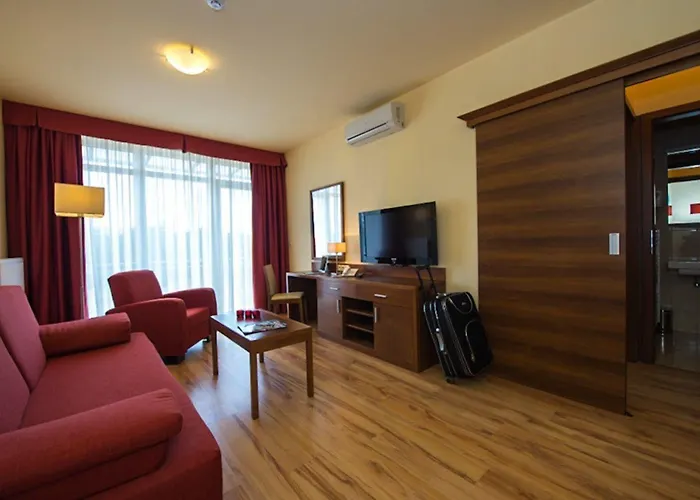 Kehida Family Отель