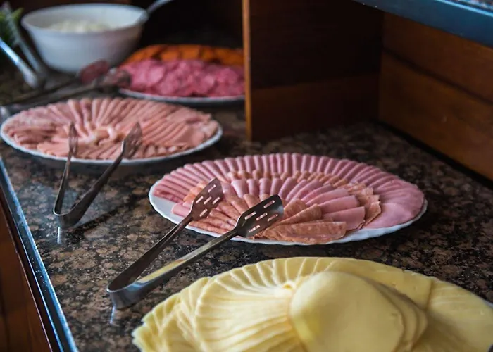 Kehida Family מלון 3*